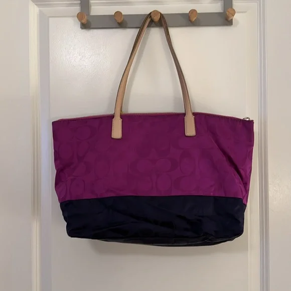 Coach Handbag -  nylon - color block signature “C”. - Picture 2 of 5